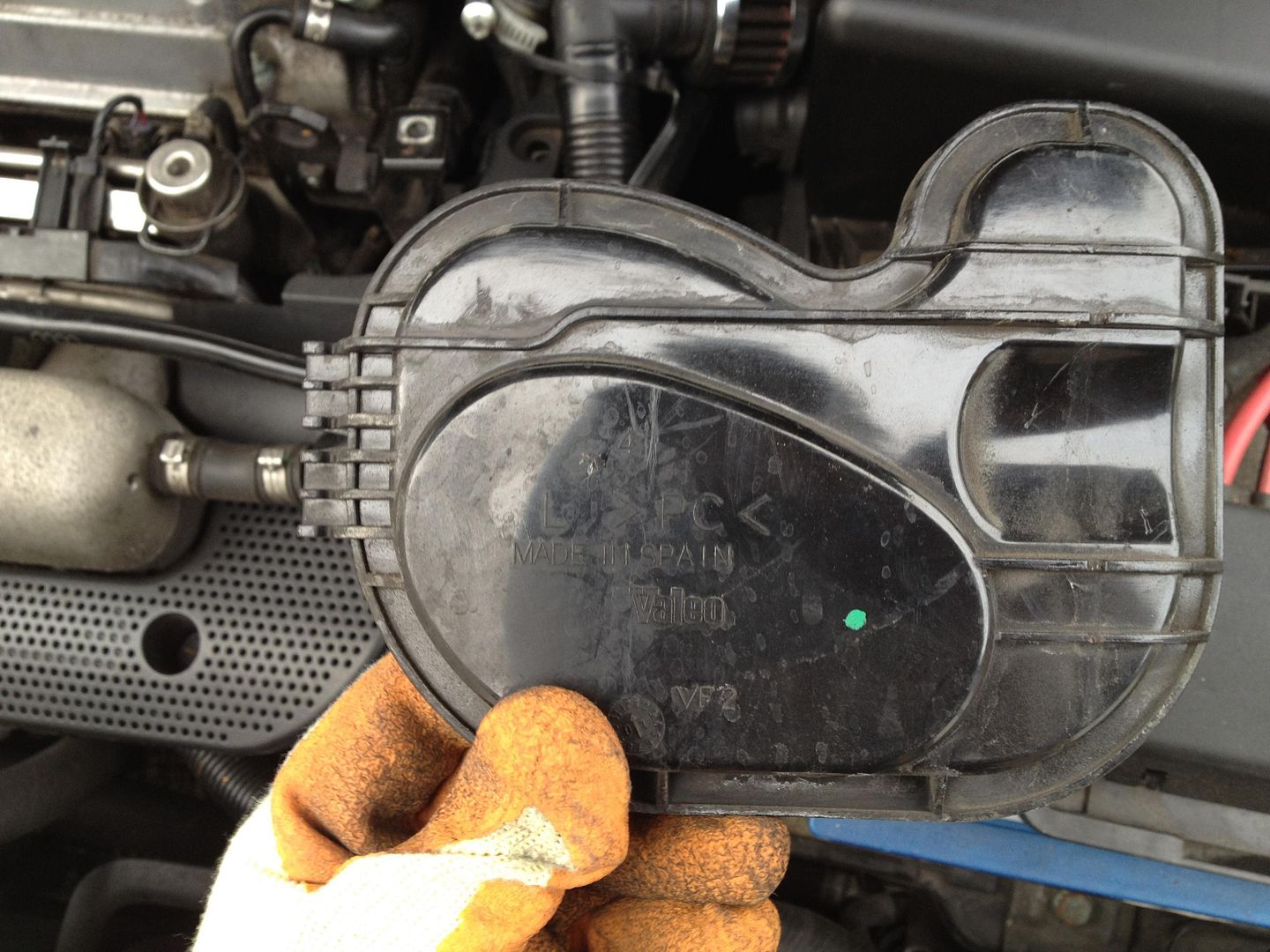 How to Change Mk4 Headlight Bulbs The Easy Way. Club GTI